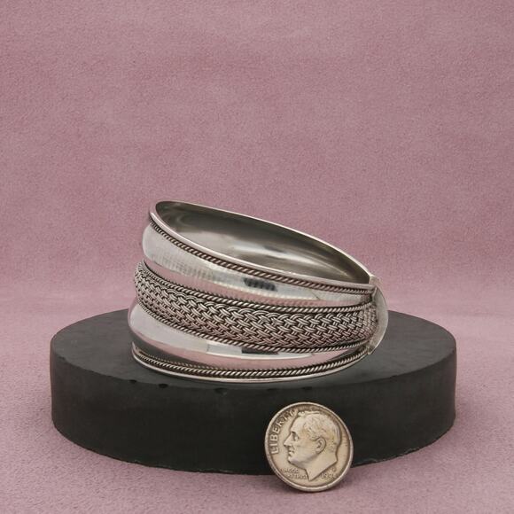 sterling silver bali wide braided cuff bracelet size 7in - Picture 2 of 3